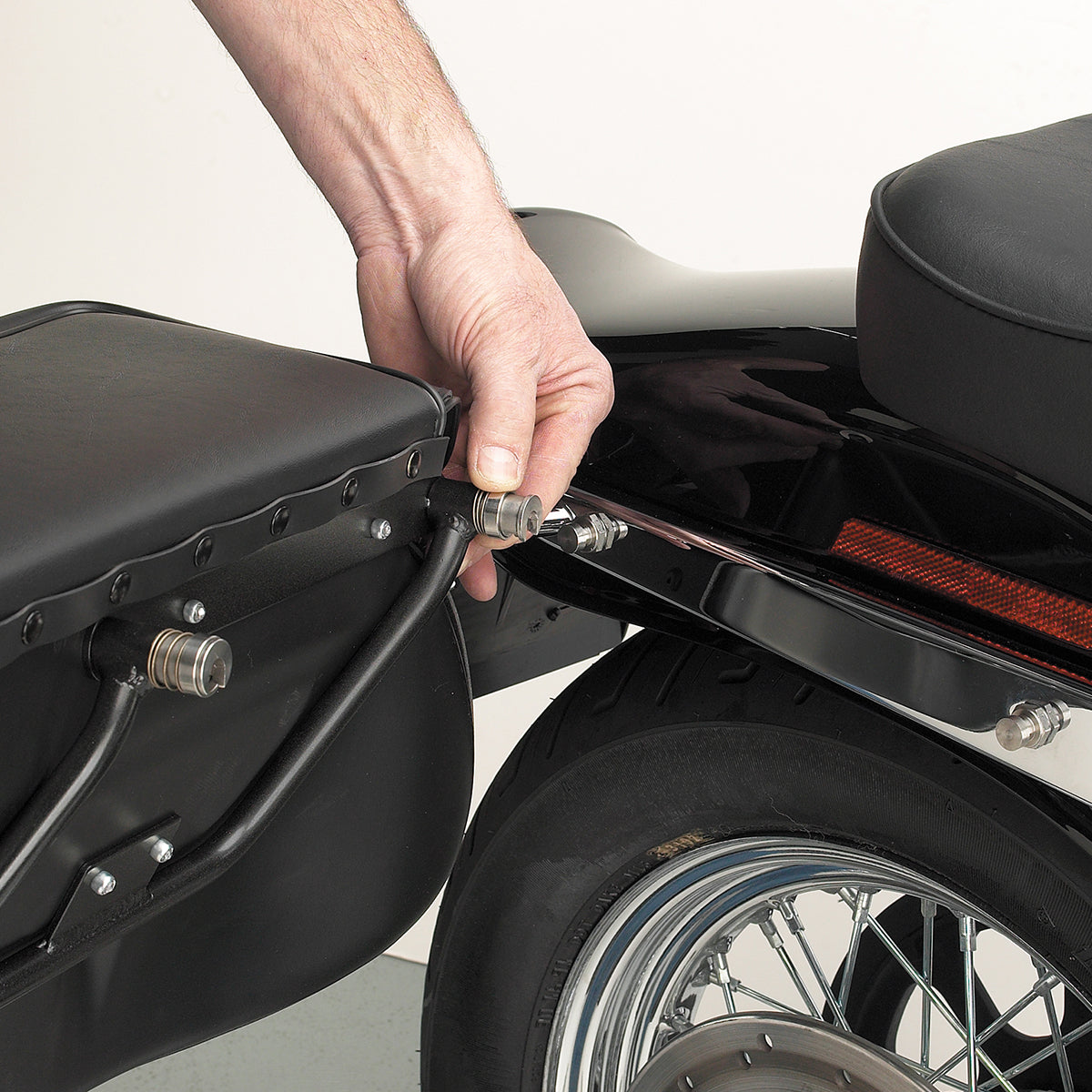 Quick Release Barebacks for Harley Davidson Saddlebags – CycleVisions