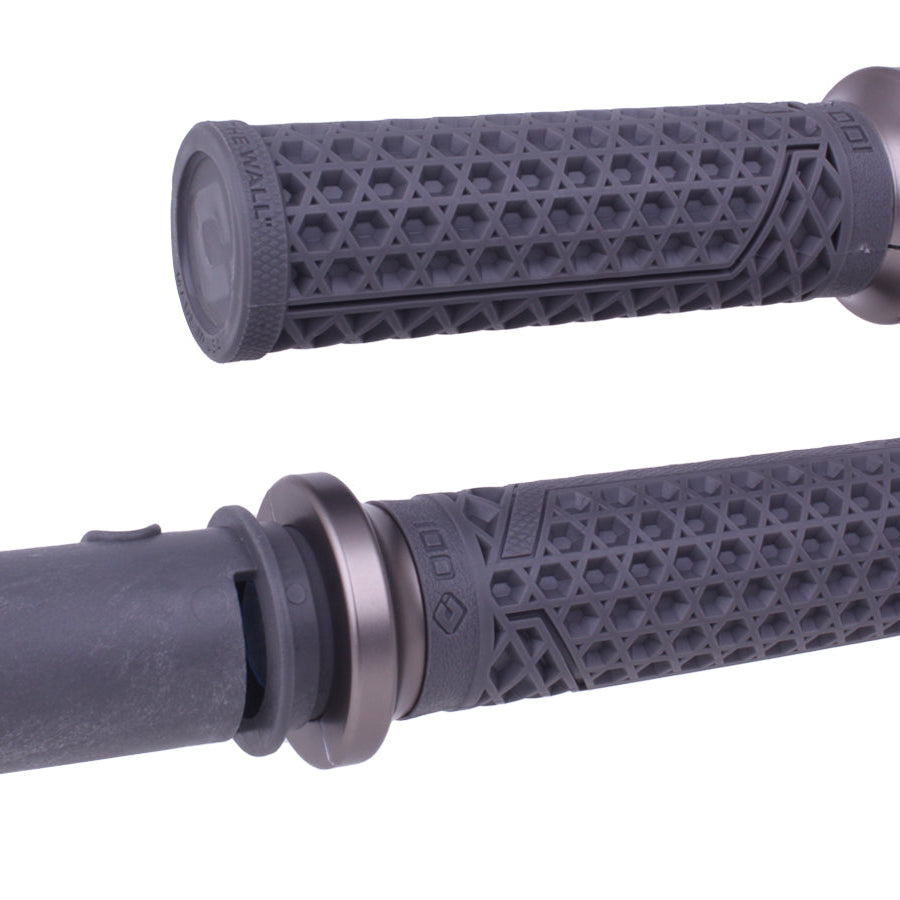 Vans V-Twin Lock-On Grips For 2024-Up-Touring & 2025-Up M8 Softails Graphite/Gun Metal