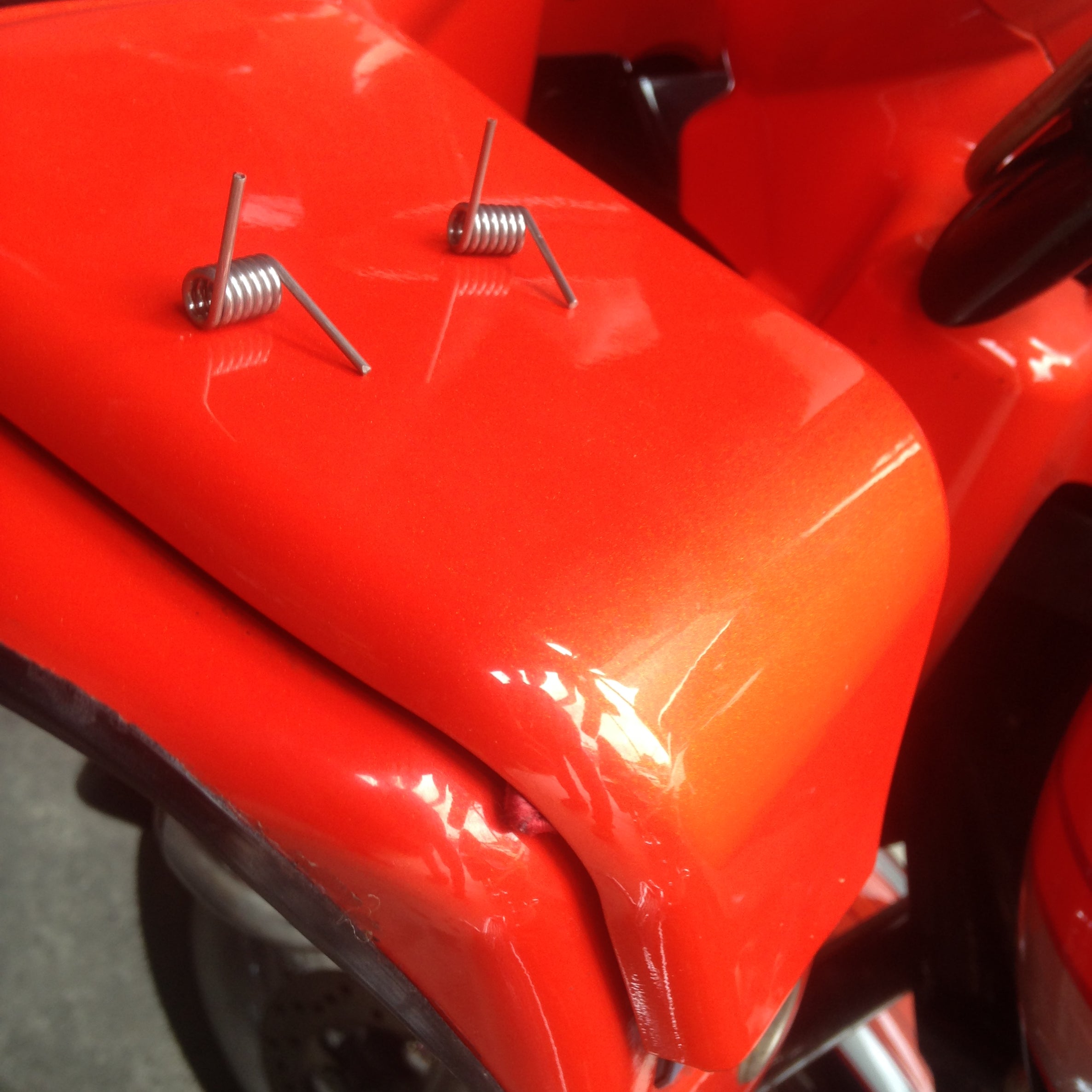 Springs Set For Road Glide Glove Box Doors -CV610